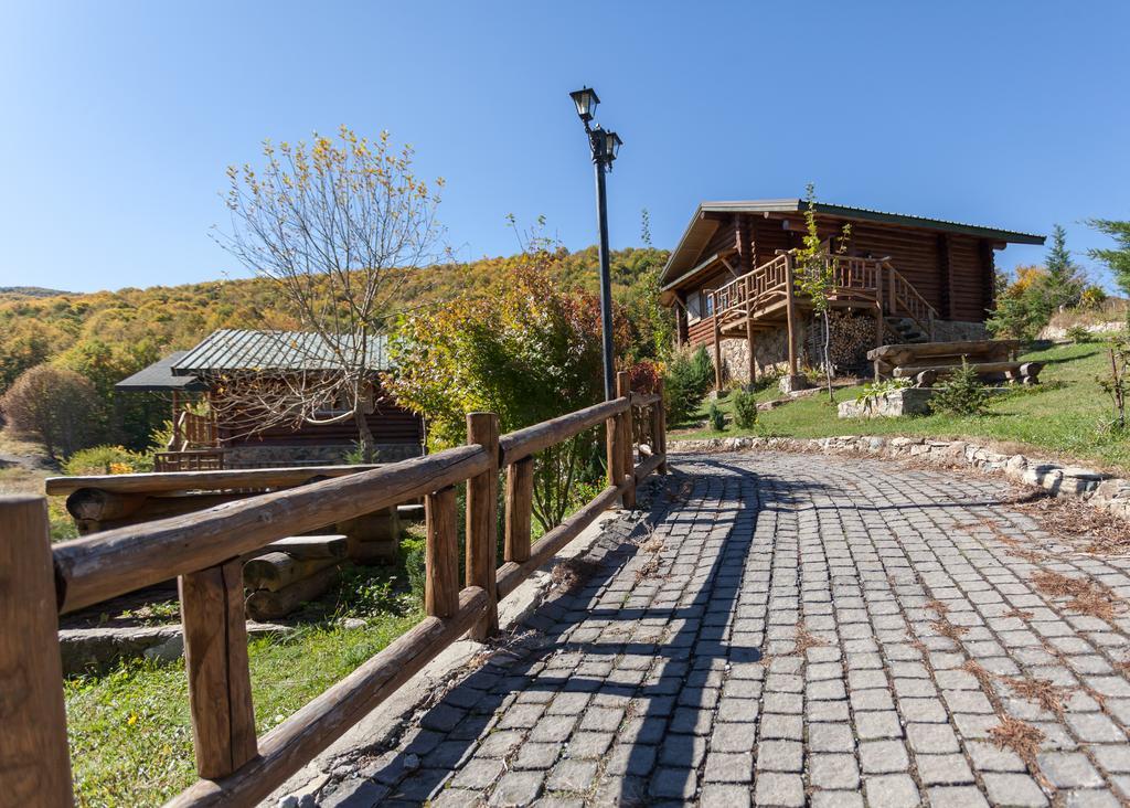 Sfendamos Wood Village Naousa  Exteriör bild