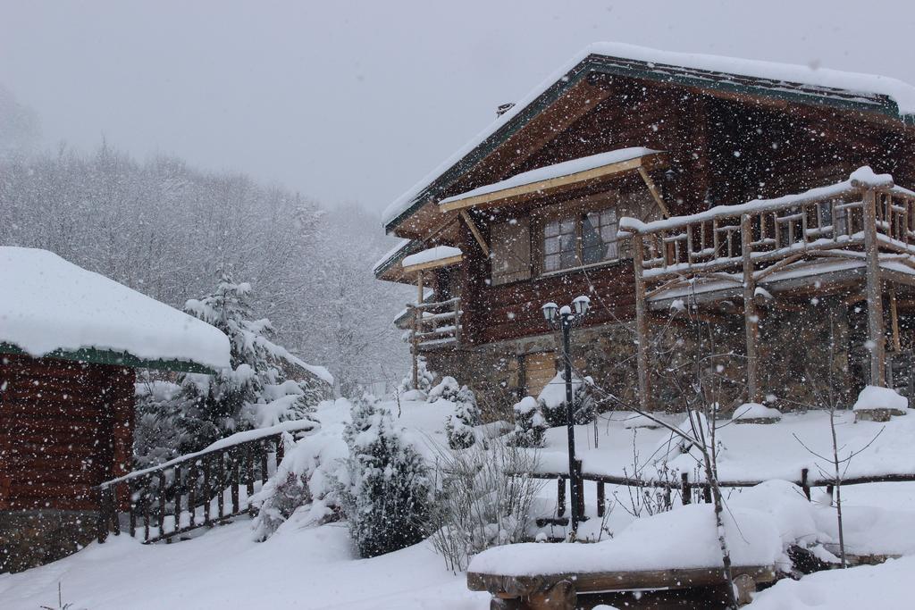 Sfendamos Wood Village Naousa  Exteriör bild